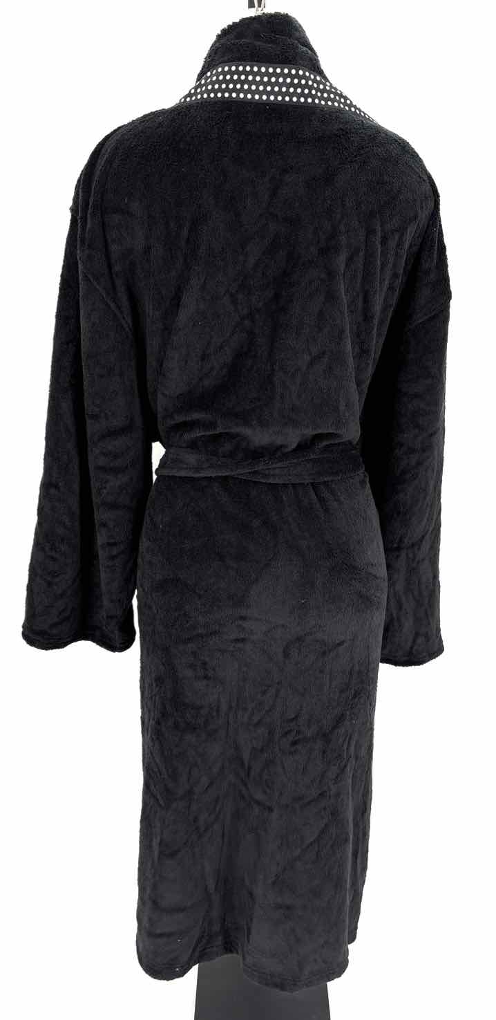 Size XL Black Robe