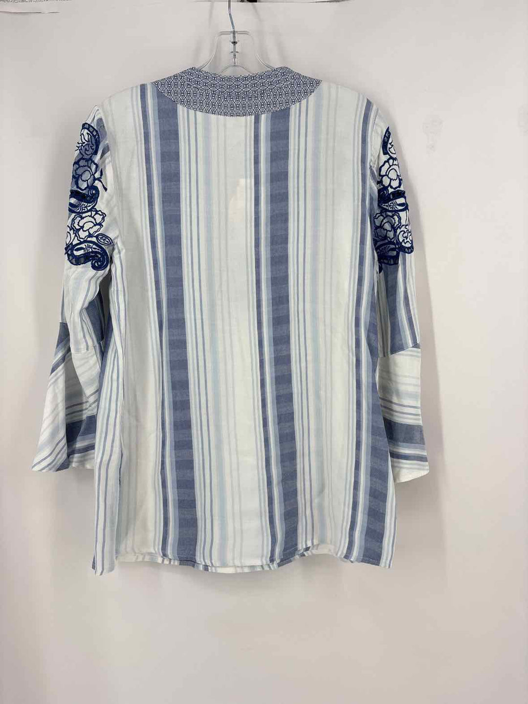 Size S Chico's Blue Print Shirt