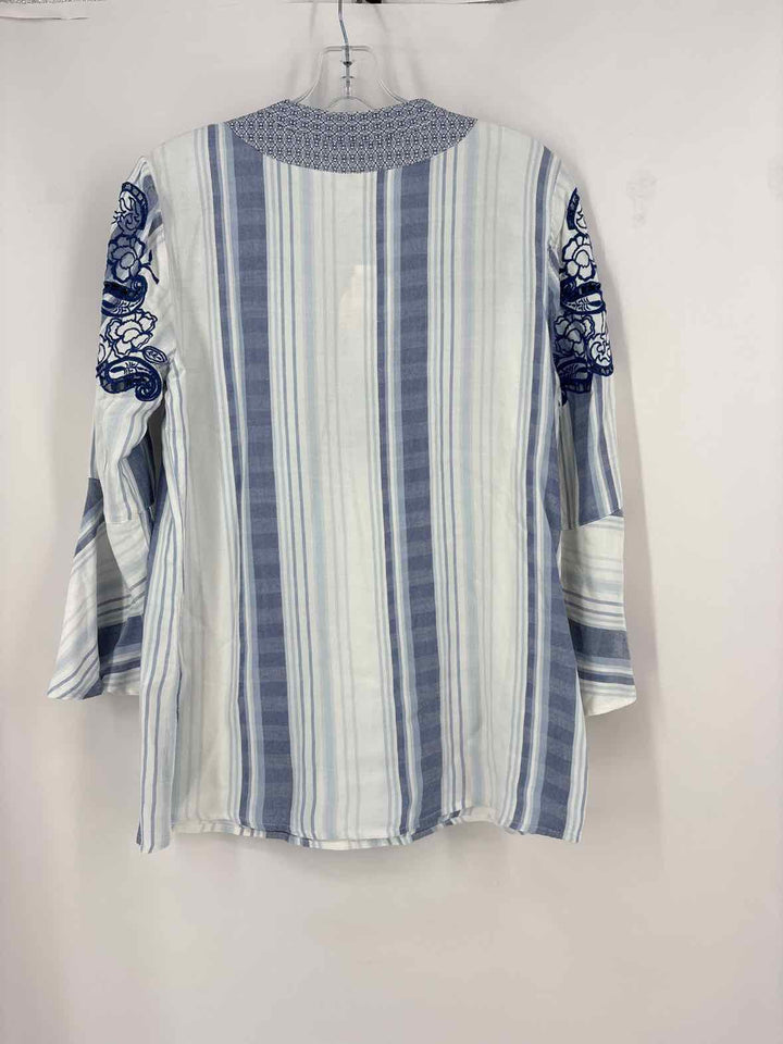 Size S Chico's Blue Print Shirt