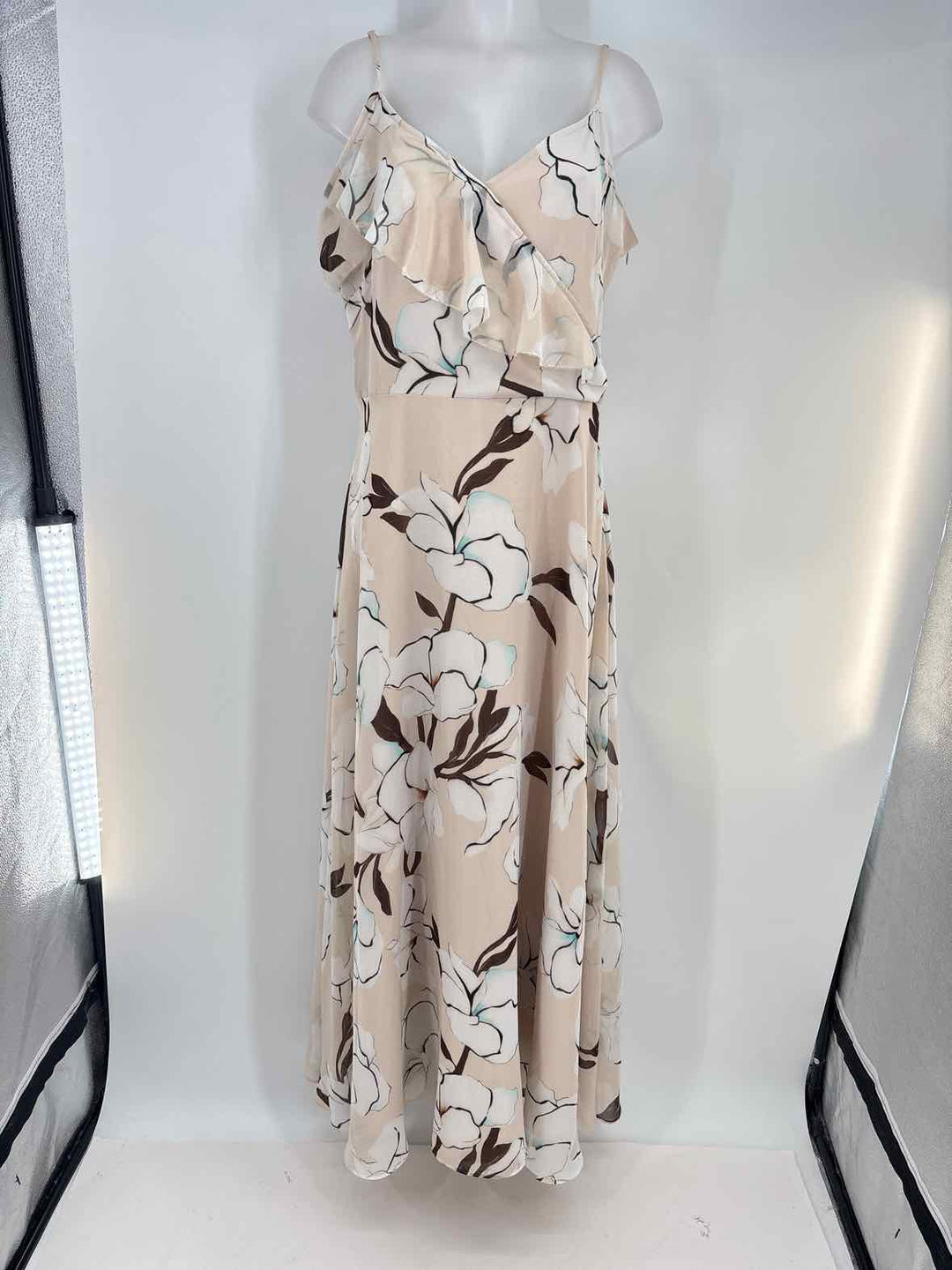 Size 14 White House Black Market TAN PRINT Dress