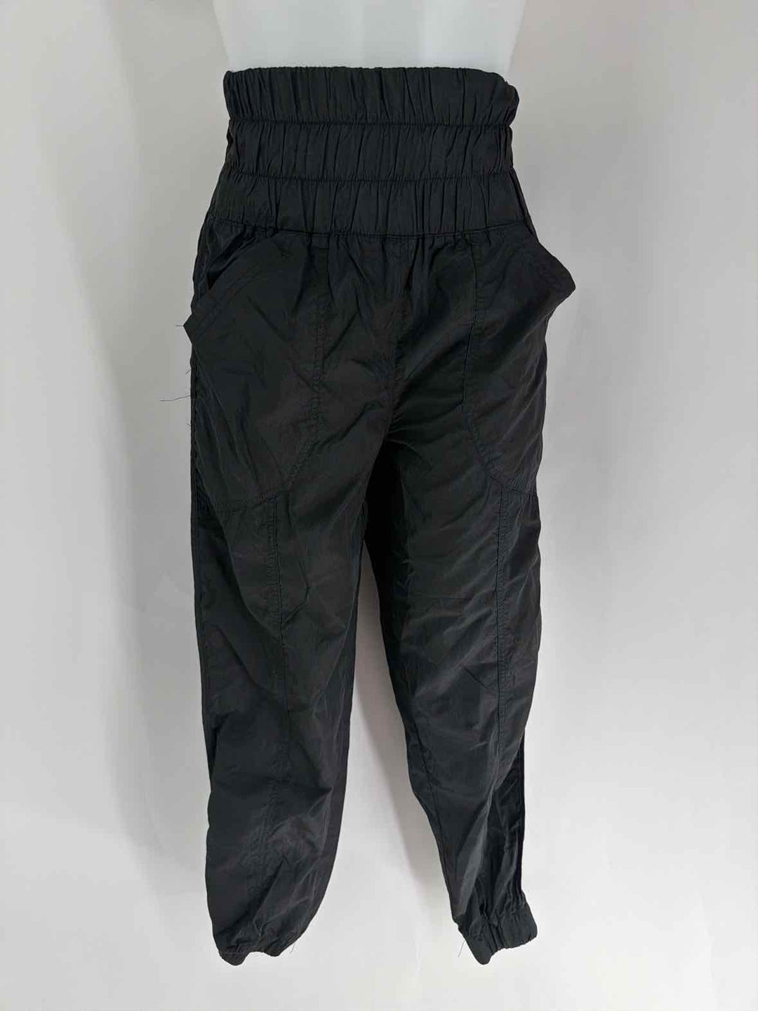 Size XS FREE PEOPLE Black Pants