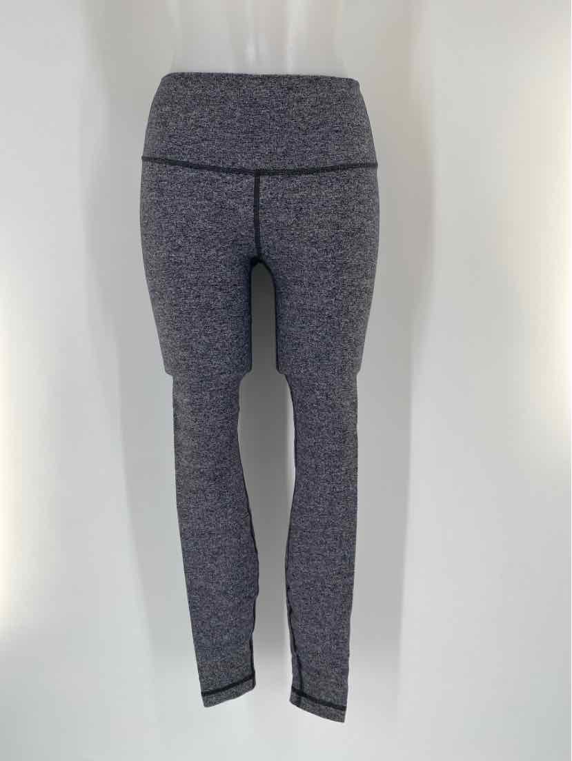 Size 6 Lululemon Black/White Pants