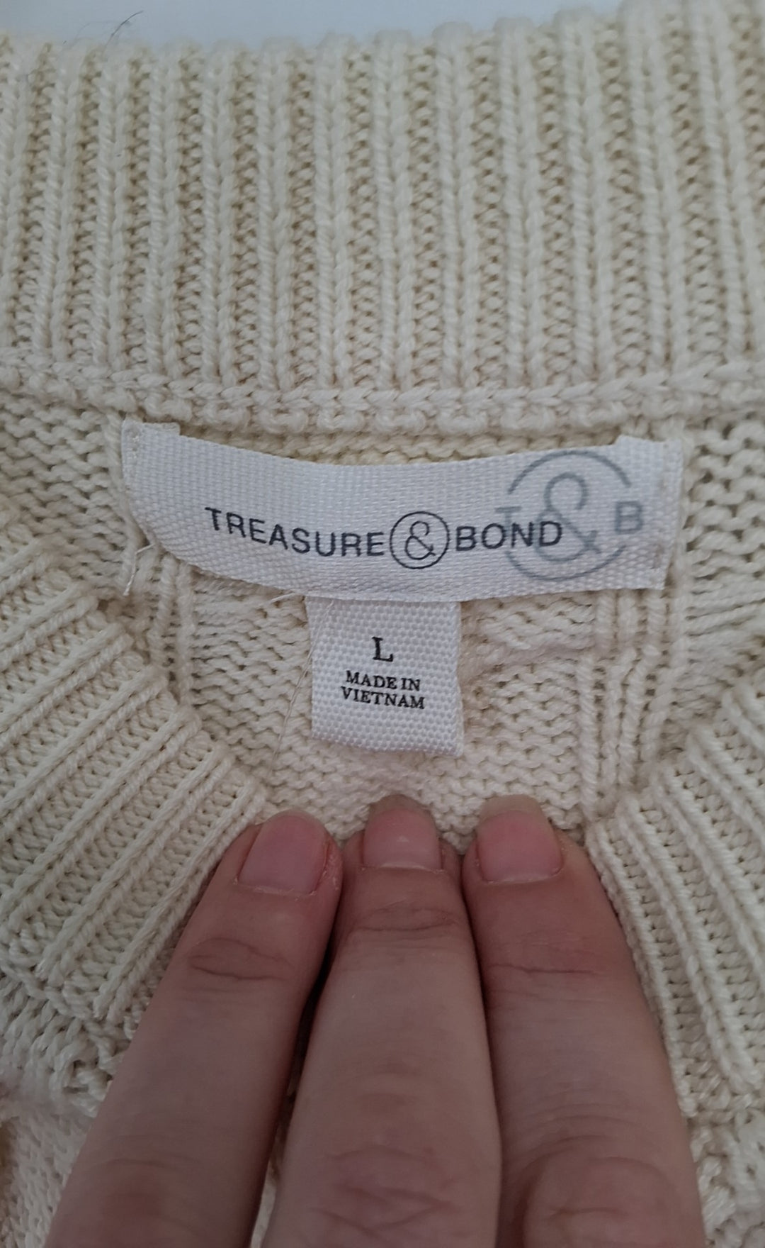 Size L TREASURE &amp; BOND Ivory Knit Sweater