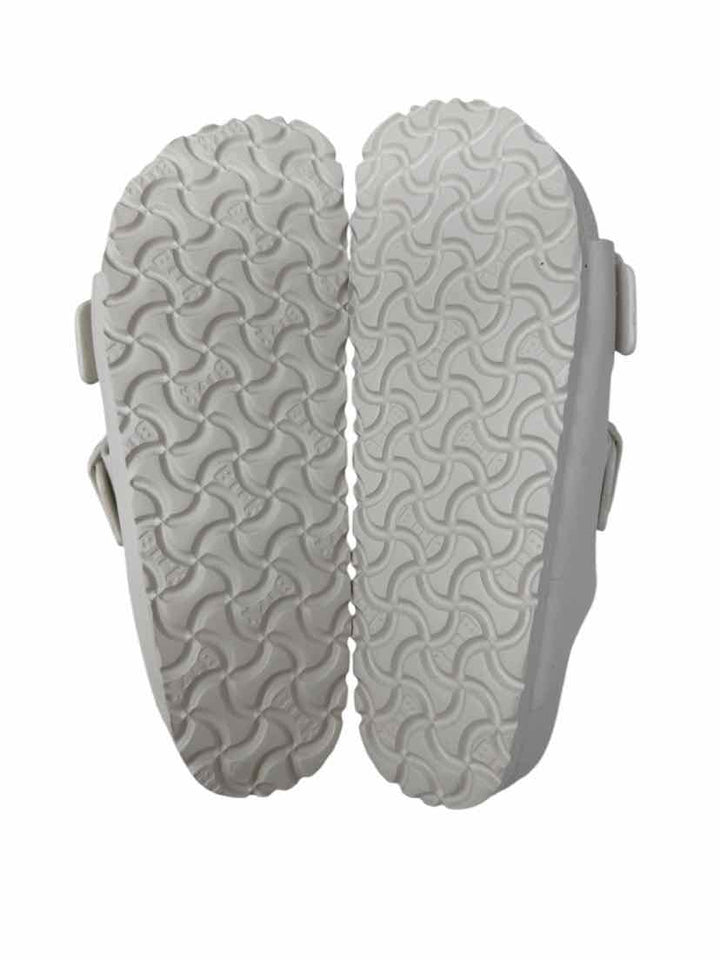 Shoe Size 38 Birkenstock White Rubber Sandals