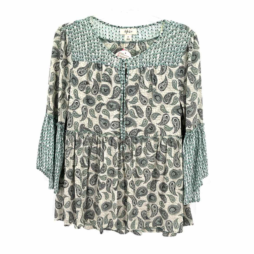 Size M Style & Co Multi-Color Knit Shirt