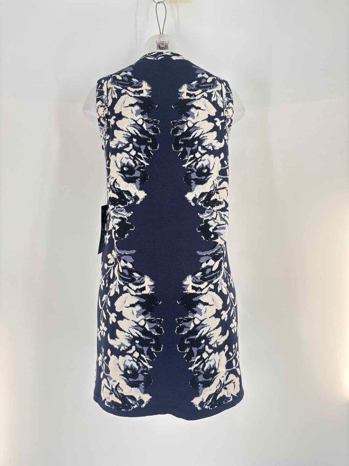 Size M TUCKERNUCK Navy Print Dress