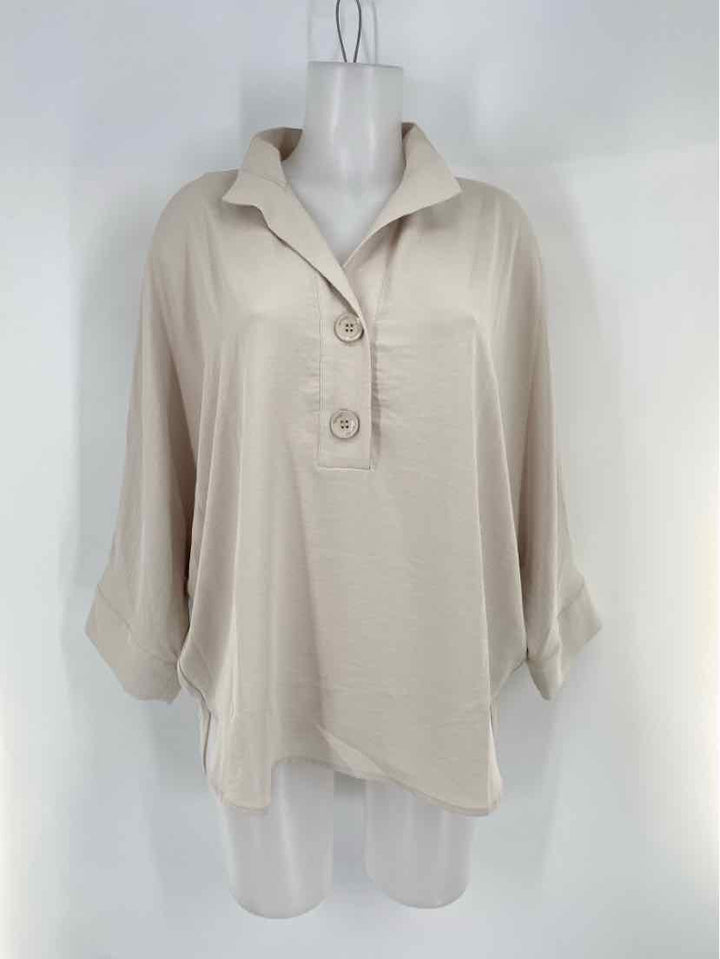 Size M RENAR Ivory Shirt