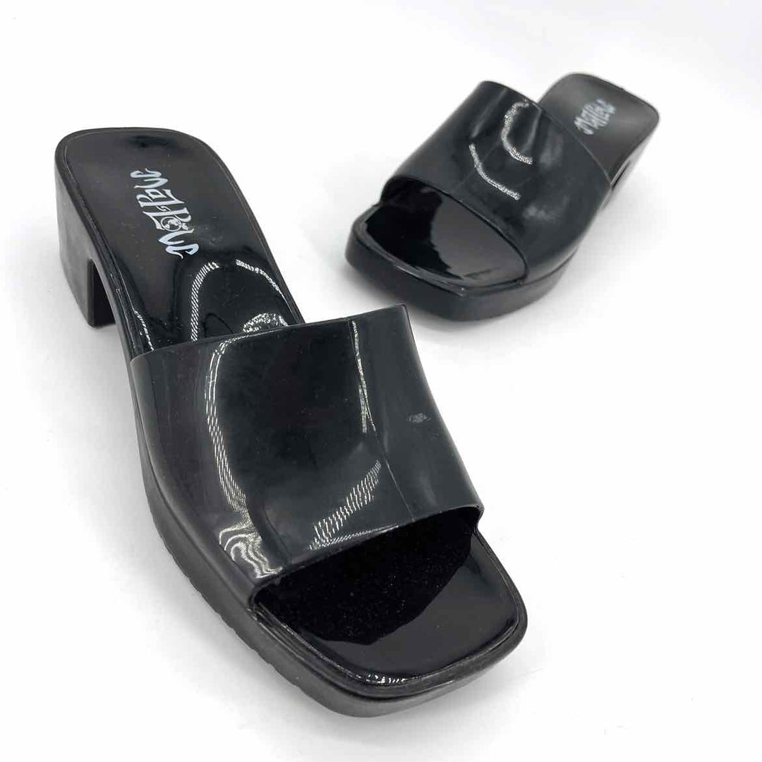Shoe Size 8 MAD LOVE Black Plastic Sandals