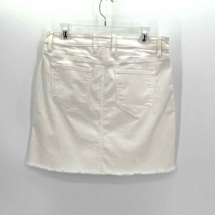 Size 10 TOMMY BAHAMA White Skirt