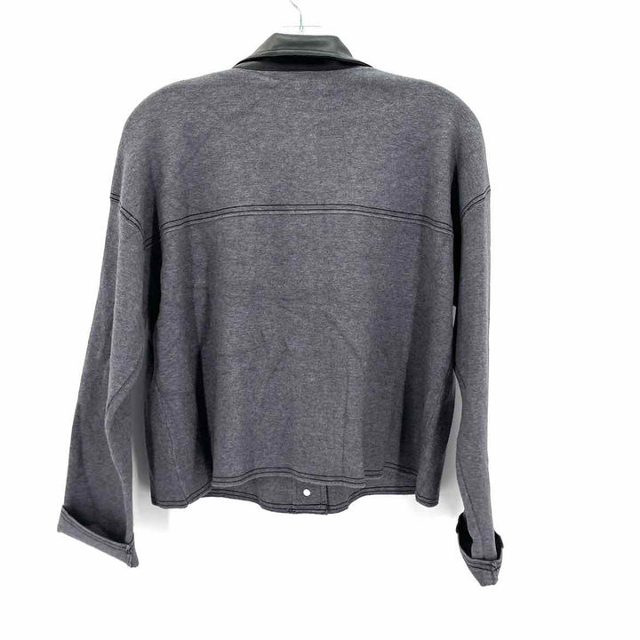 Size M NANETTE LEPORE Gray Shirt