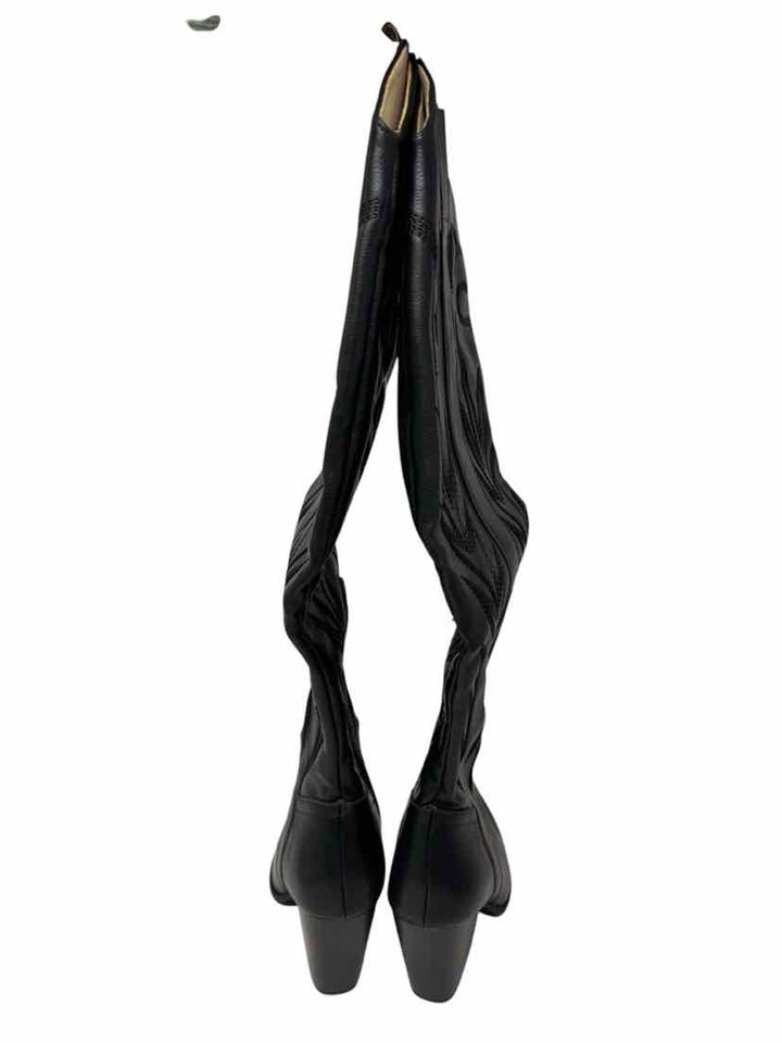 Shoe Size 7 Black Boots