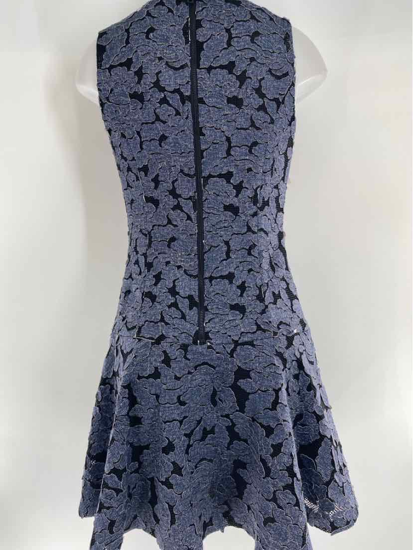 Size 8 Alice + Olivia Purple Dress