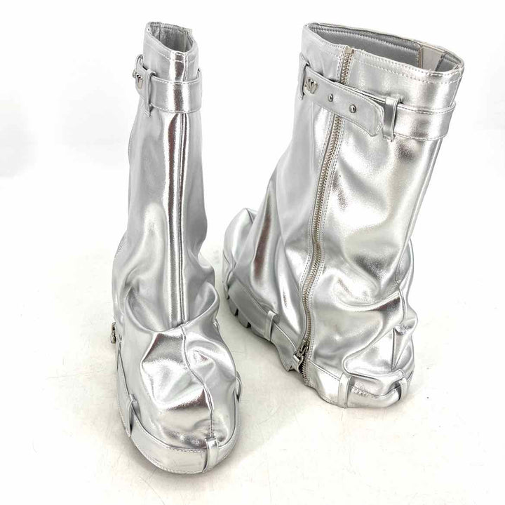Shoe Size 7 AZALEA WANG Silver Boots