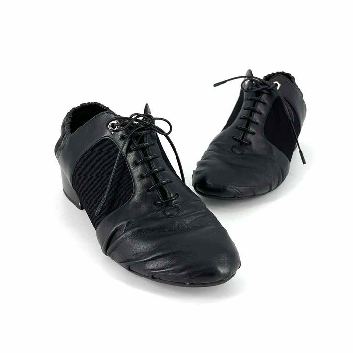 Shoe Size 7.5 FERRAGAMO Black Leather Luxury - Mules