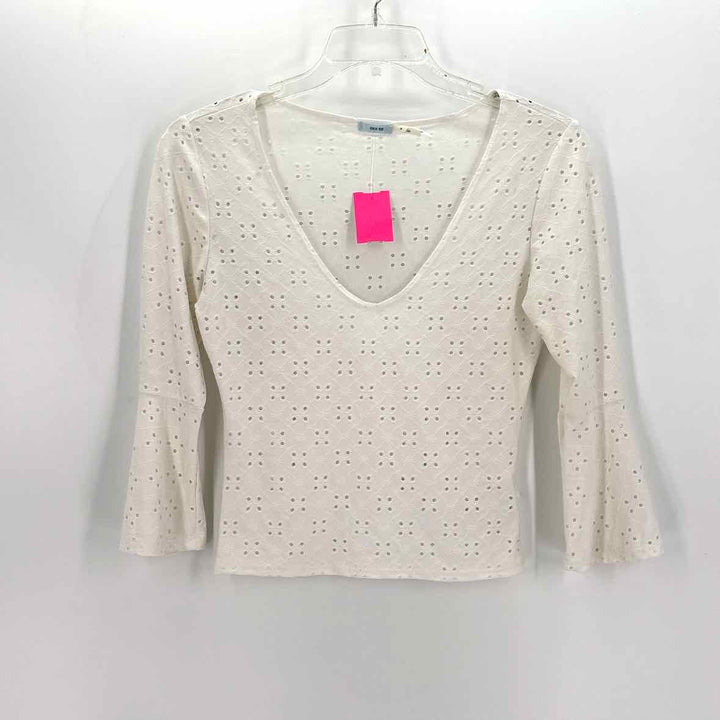 Size M KIMCHI & BLUE White Shirt