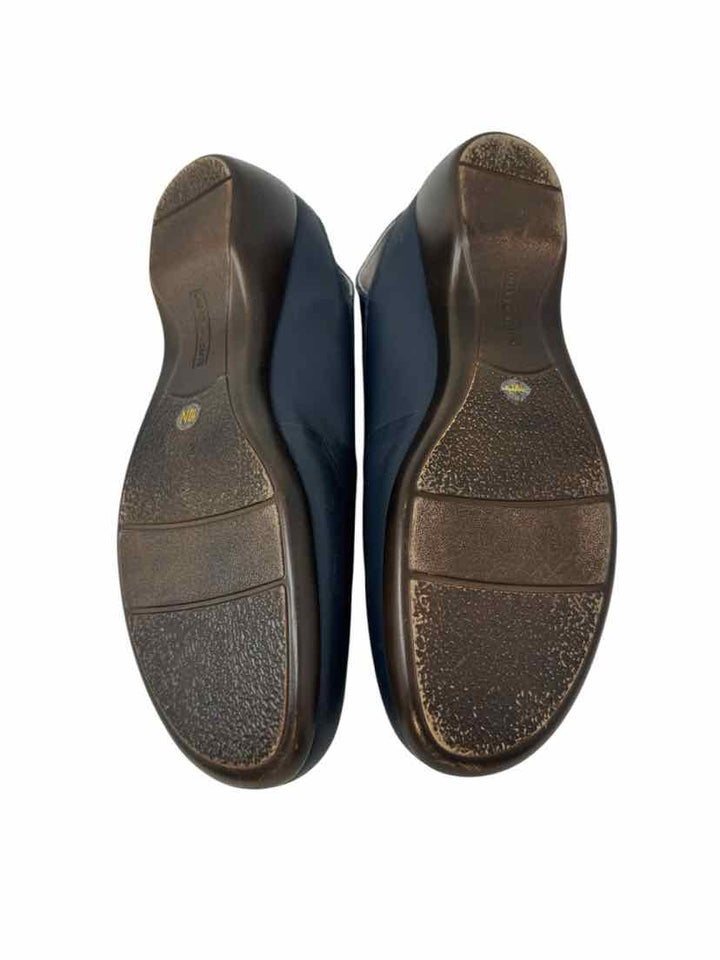 Shoe Size 10 EASY SPIRIT Navy Leather Flats