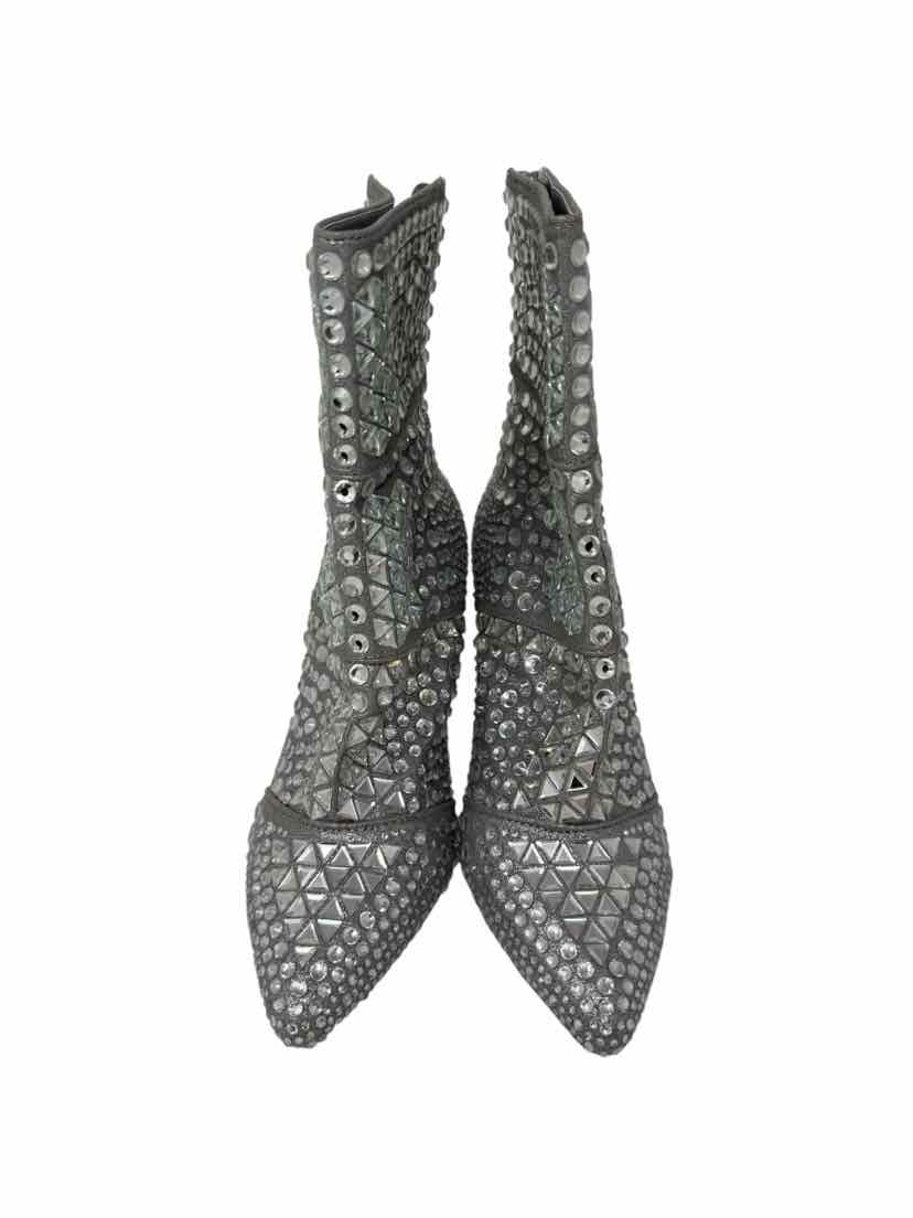 Shoe Size 7 Steve Madden Silver Boots