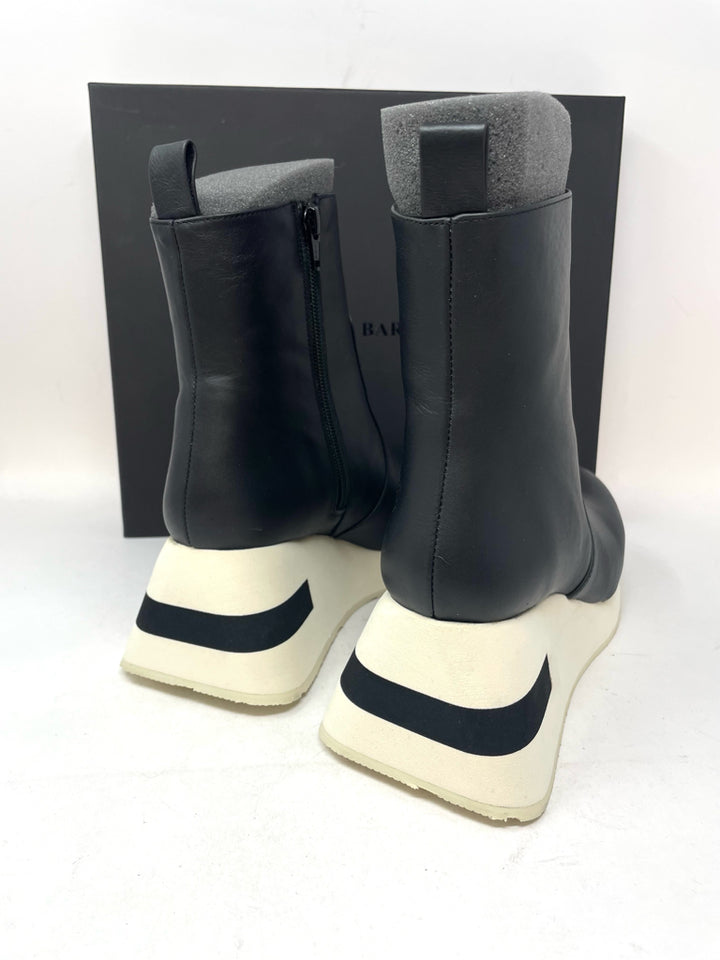 Shoe Size 39 Black Leather Boots