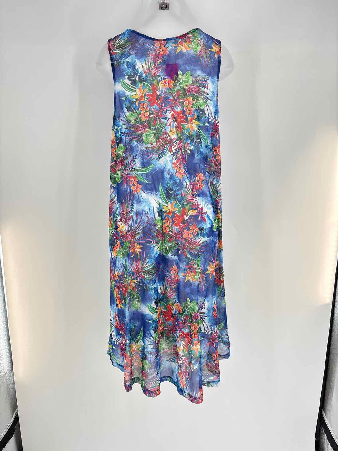 Size 18/20 Multi-Color Coverup