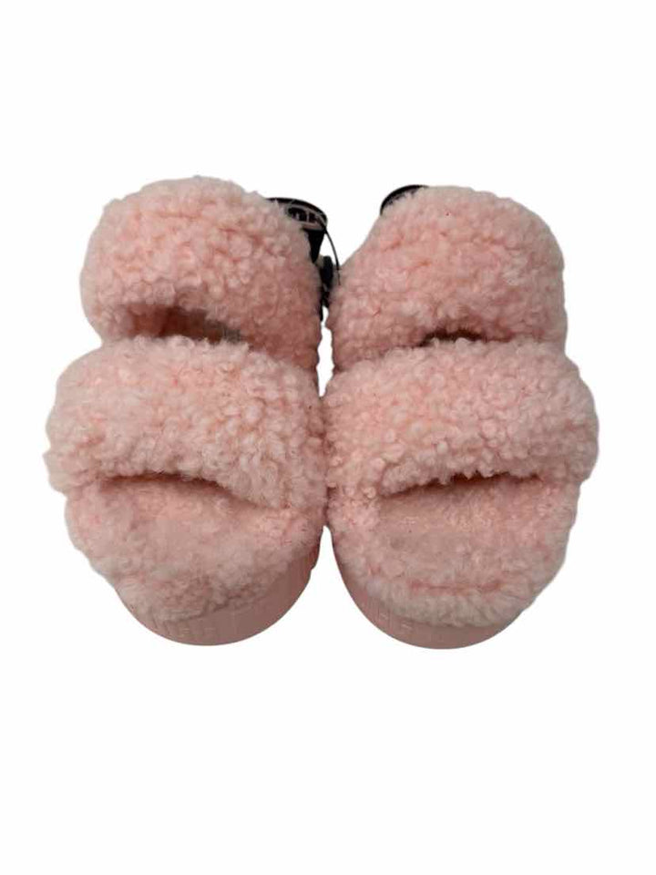 Shoe Size 8 Ugg Pink Flats