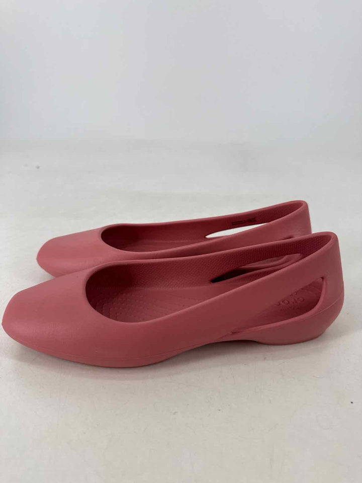 Shoe Size 8 Crocs Pink Flats