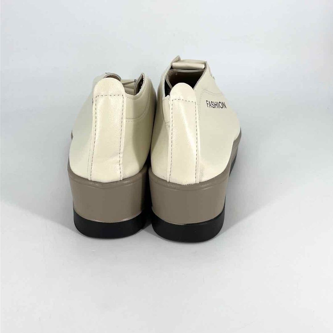Shoe Size 9.5 Multi-Color Faux Leather Wedge