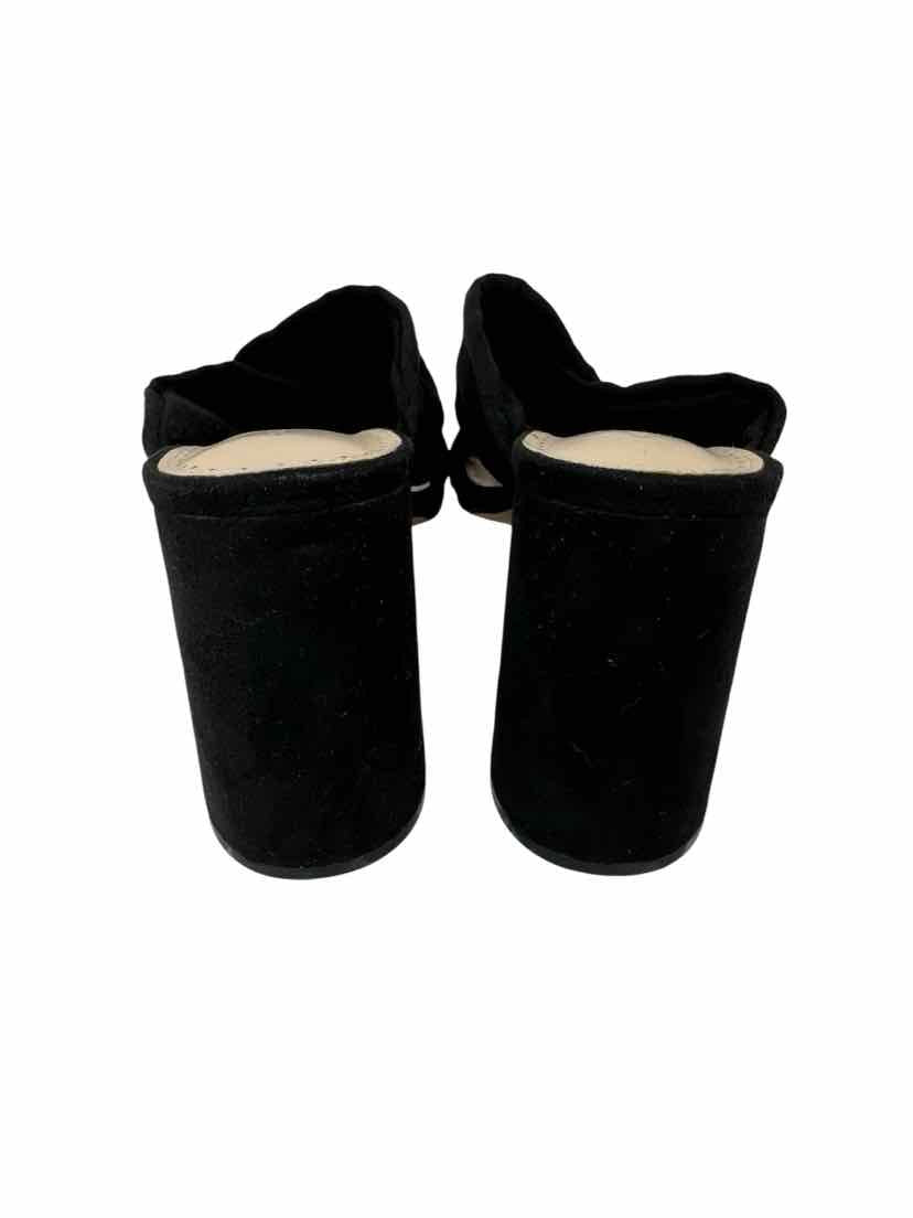 Shoe Size 9.5 ADRIENNE VITTADINI Black Suede Sandals