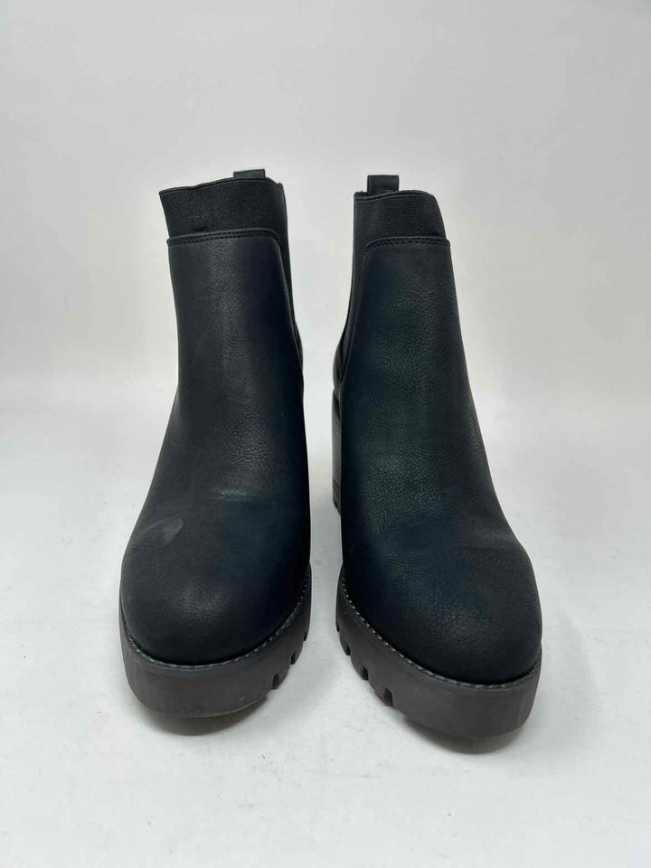 Shoe Size 10 Black Boots