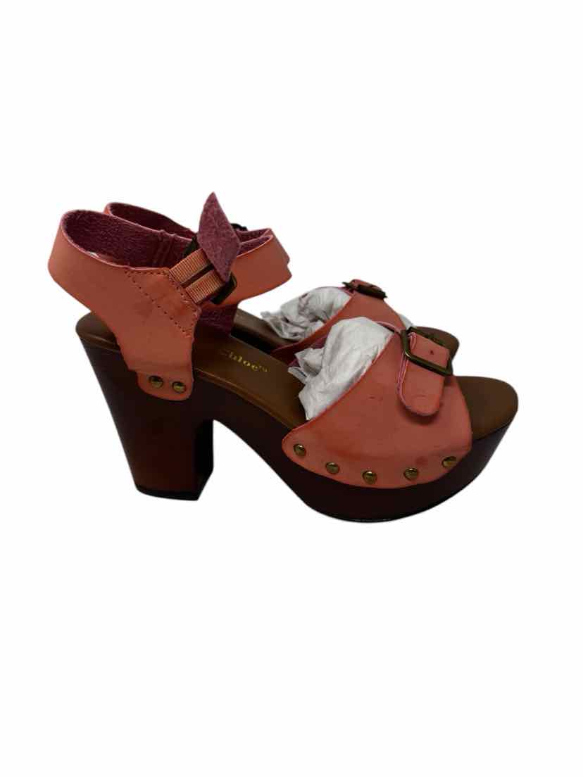 Shoe Size 6.5 Peach Sandals