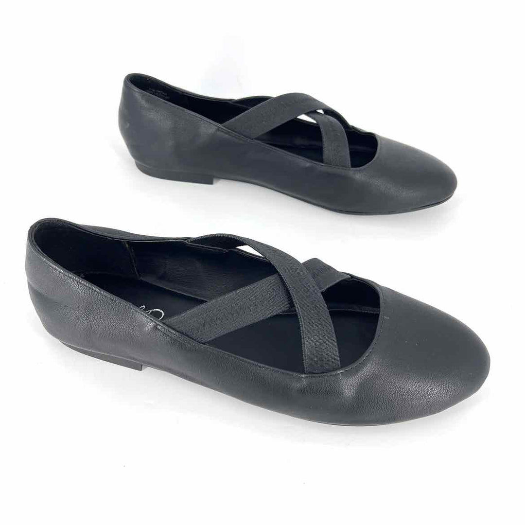 Shoe Size 9 Black Faux Leather Flats