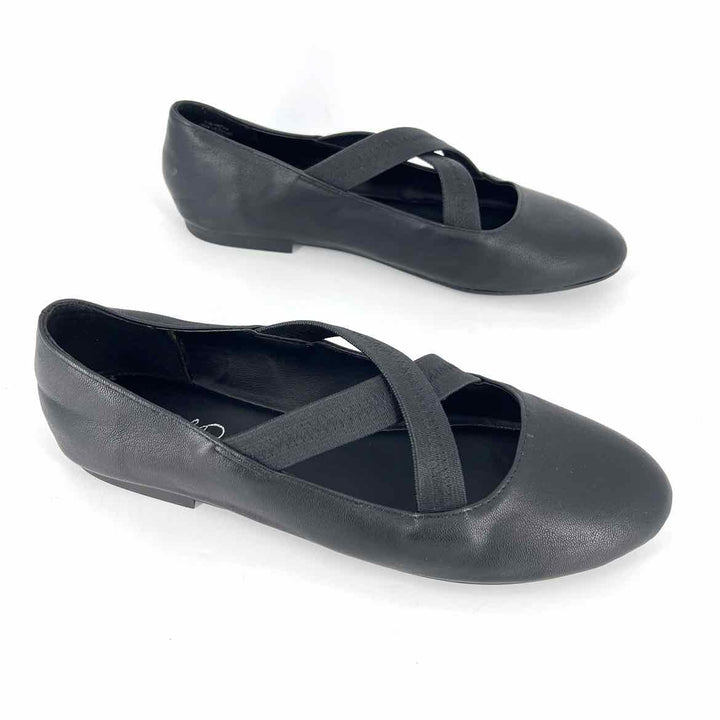 Shoe Size 9 Black Faux Leather Flats