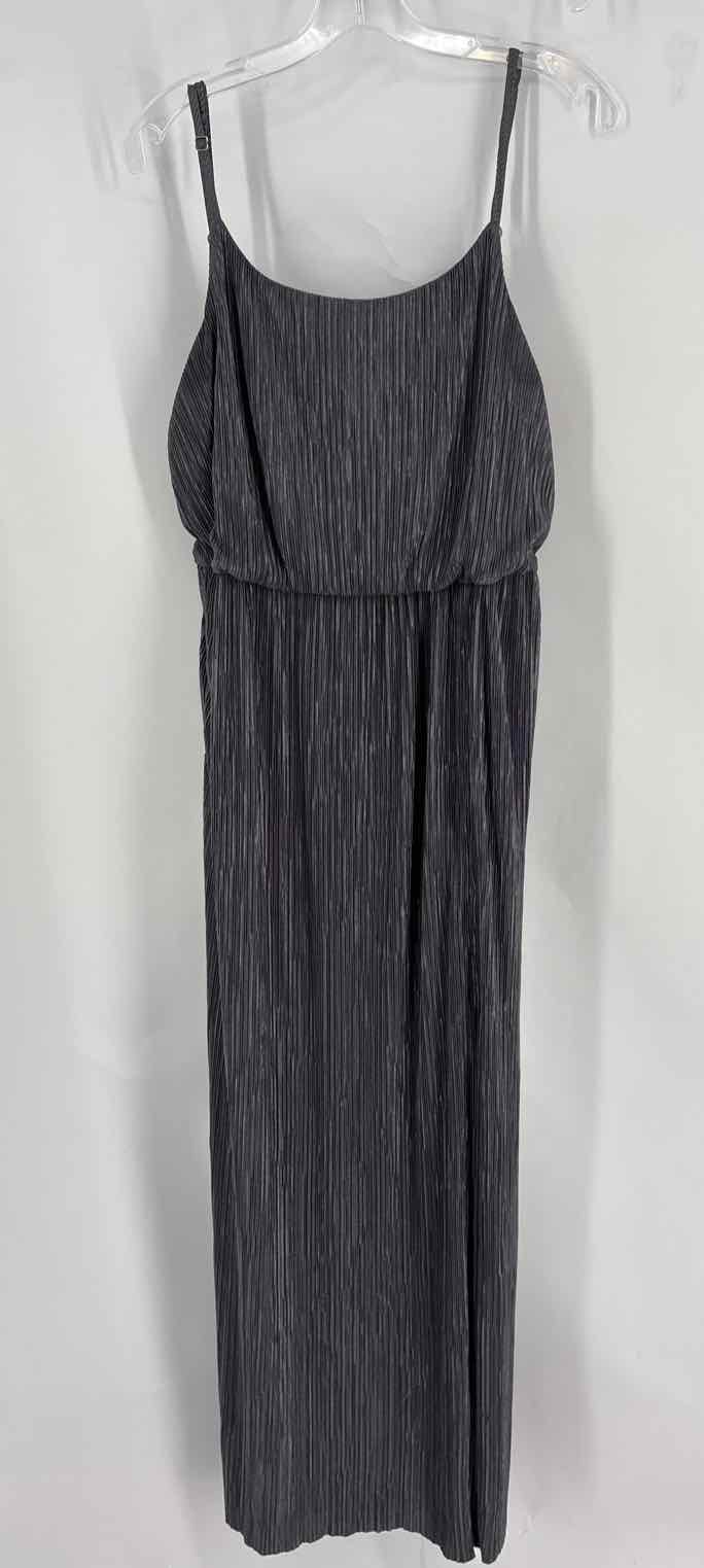 Size L BCBG Gray Dress