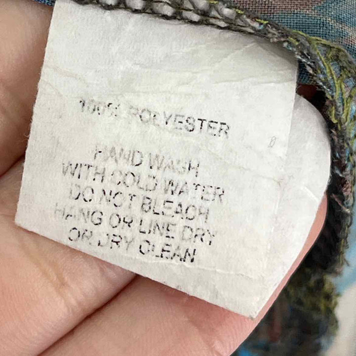 Size M Multi-Color Shirt