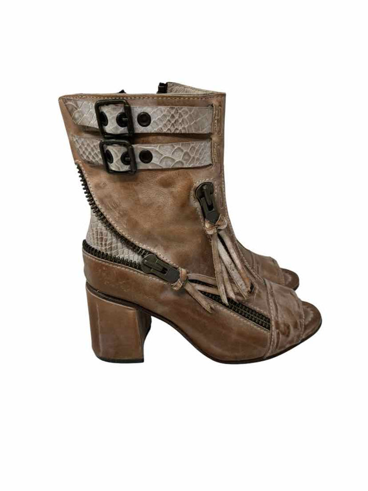 Shoe Size 8 FREEBIRD Brown Leather Boots