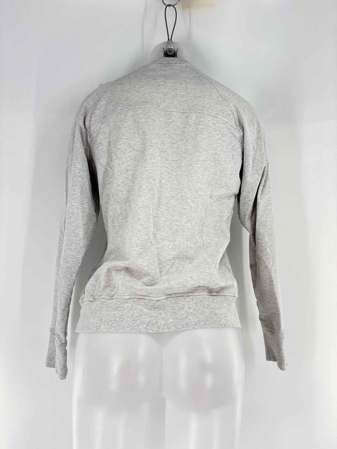 Size 6 Lululemon Gray Shirt