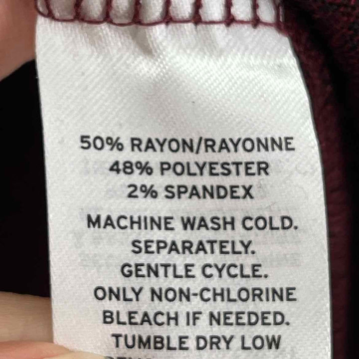 Size M 14TH & UNION Burgundy Sweater