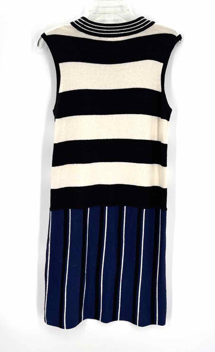 Size M Multi-Color Knit Dress
