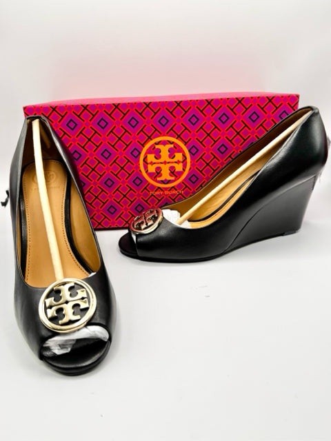 Shoe Size 8 Tory Burch Black Leather Pumps