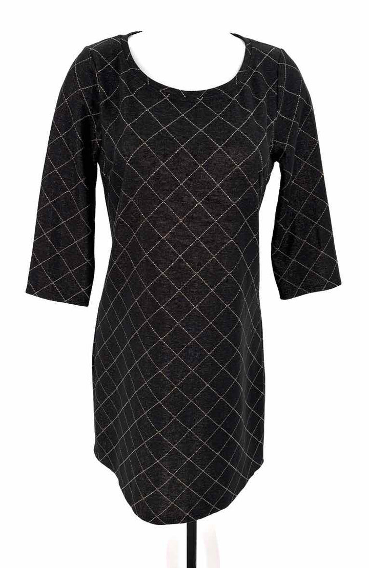 Size M SKIES ARE BLUE Black Dress