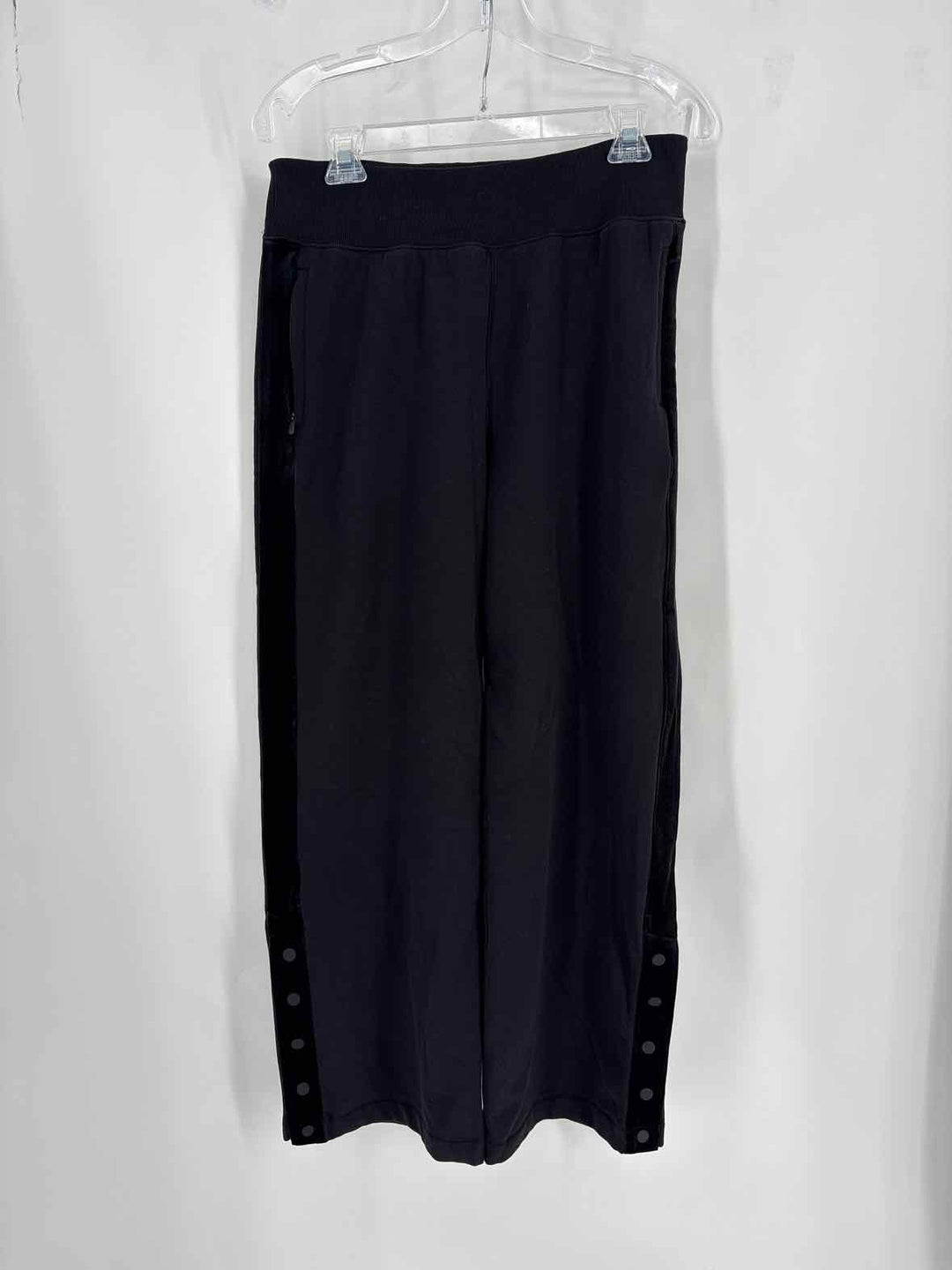 Size M Athleta Black Pants