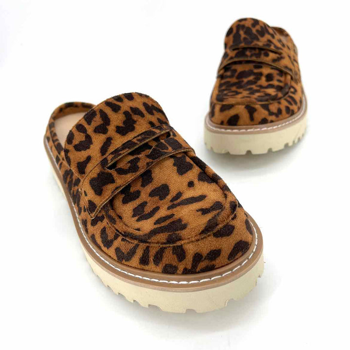 Shoe Size 7.5 Multi-Color Loafers