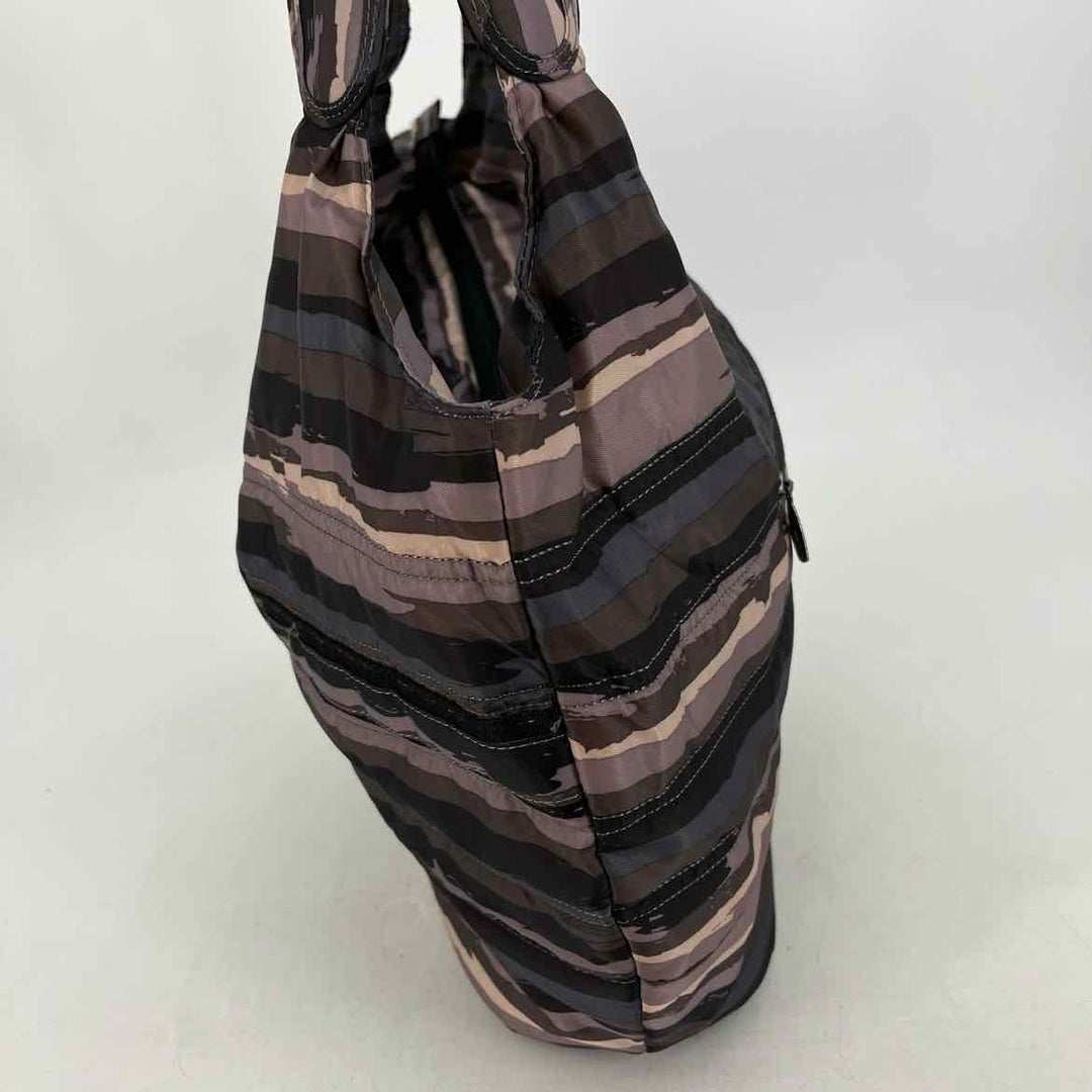 LUG Purse