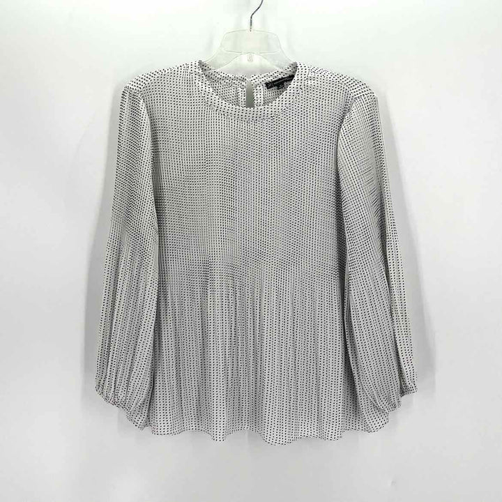 Size M Adrianna Papell White Shirt