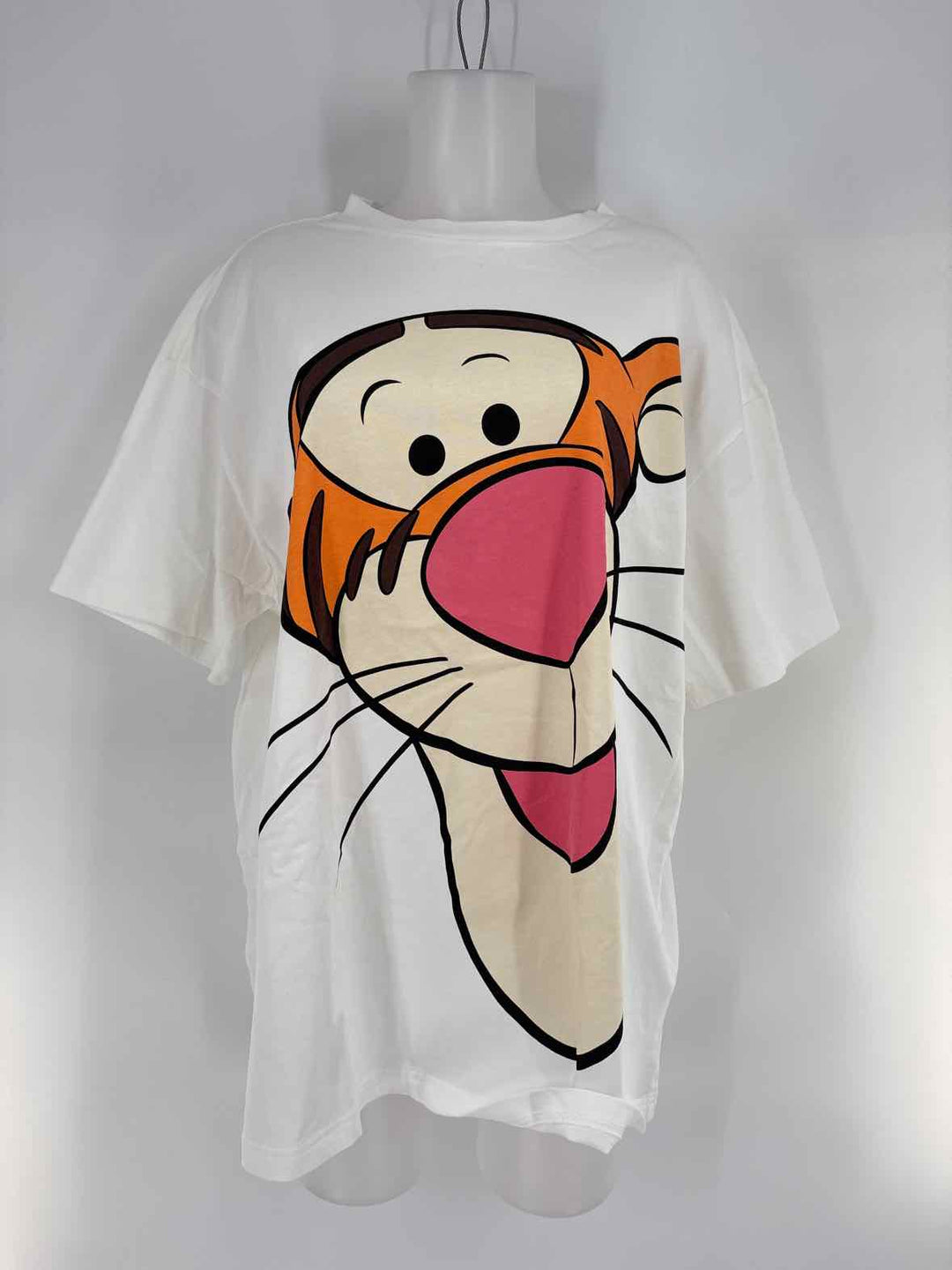 Size XXL DISNEY White Shirt