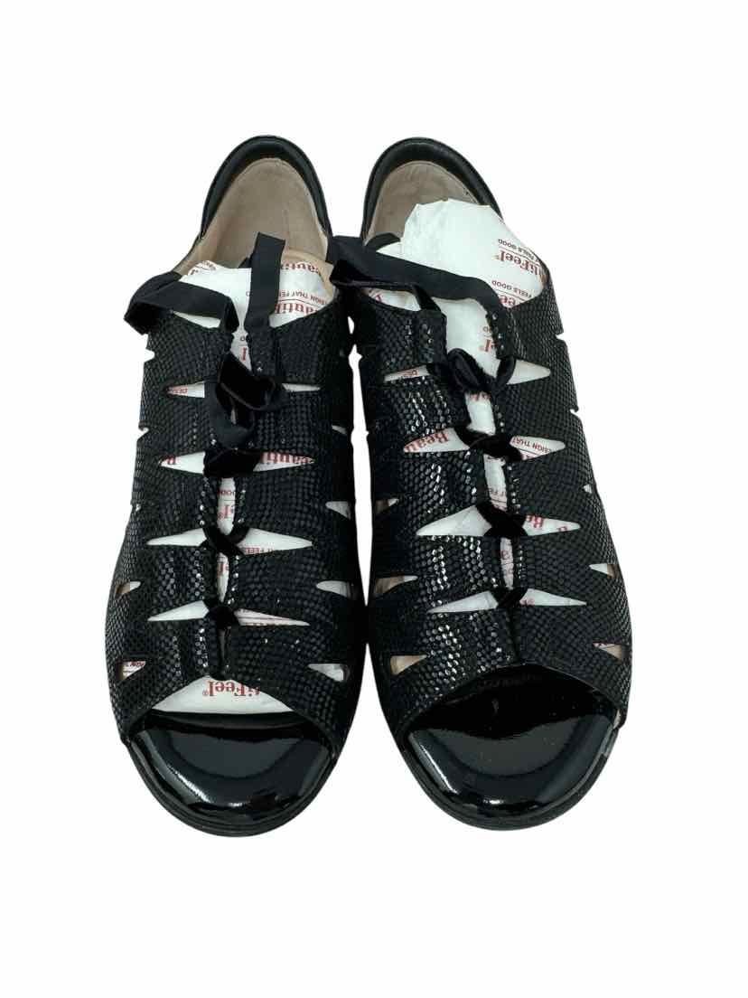 Shoe Size 40 Black Sandals