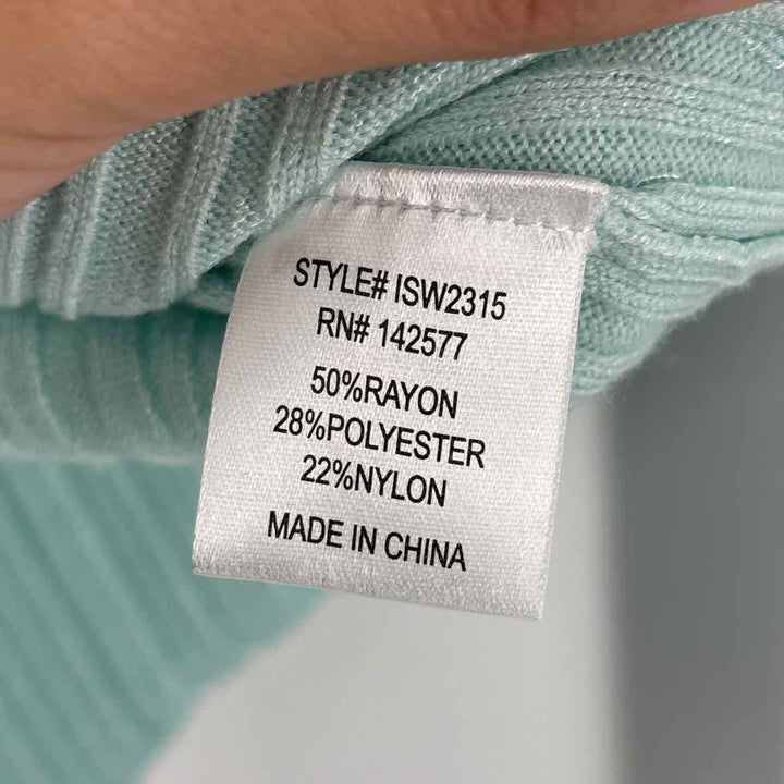 Size M Aqua Shirt