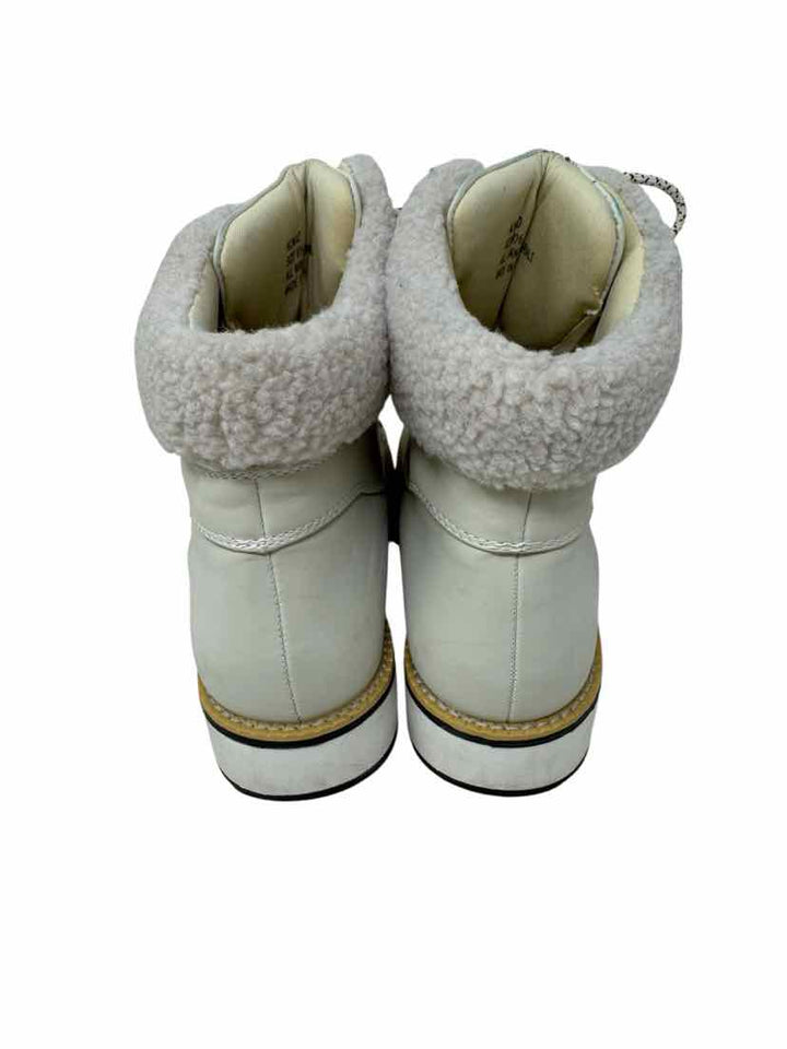 Shoe Size 9.5 Ivory Boots