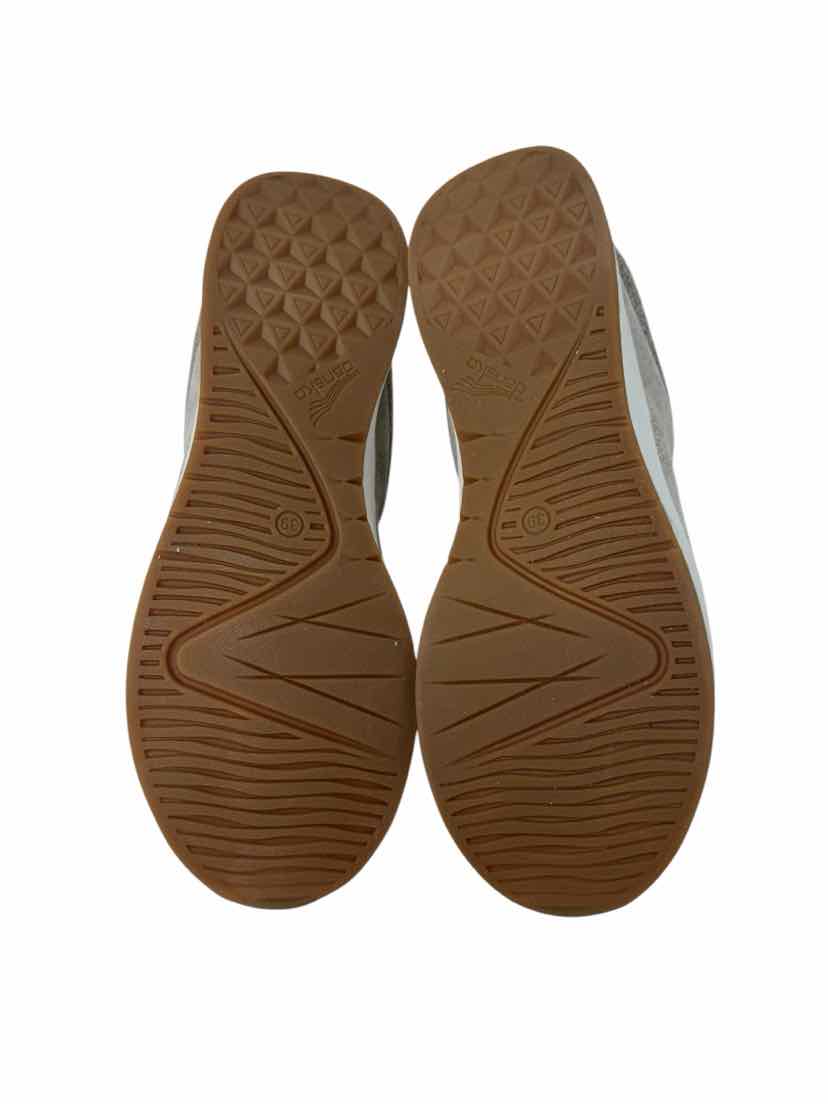 Shoe Size 39 DANSKO Tan Suede Flats