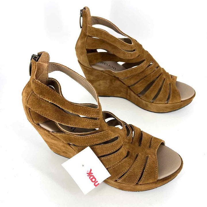 Shoe Size 40 CORDANI Brown Wedge
