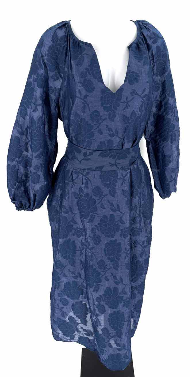 Size S Navy Dress